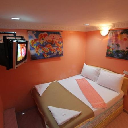 New Wave Hotel Sdn Bhd - Medan Cuevas de Batu Exterior foto